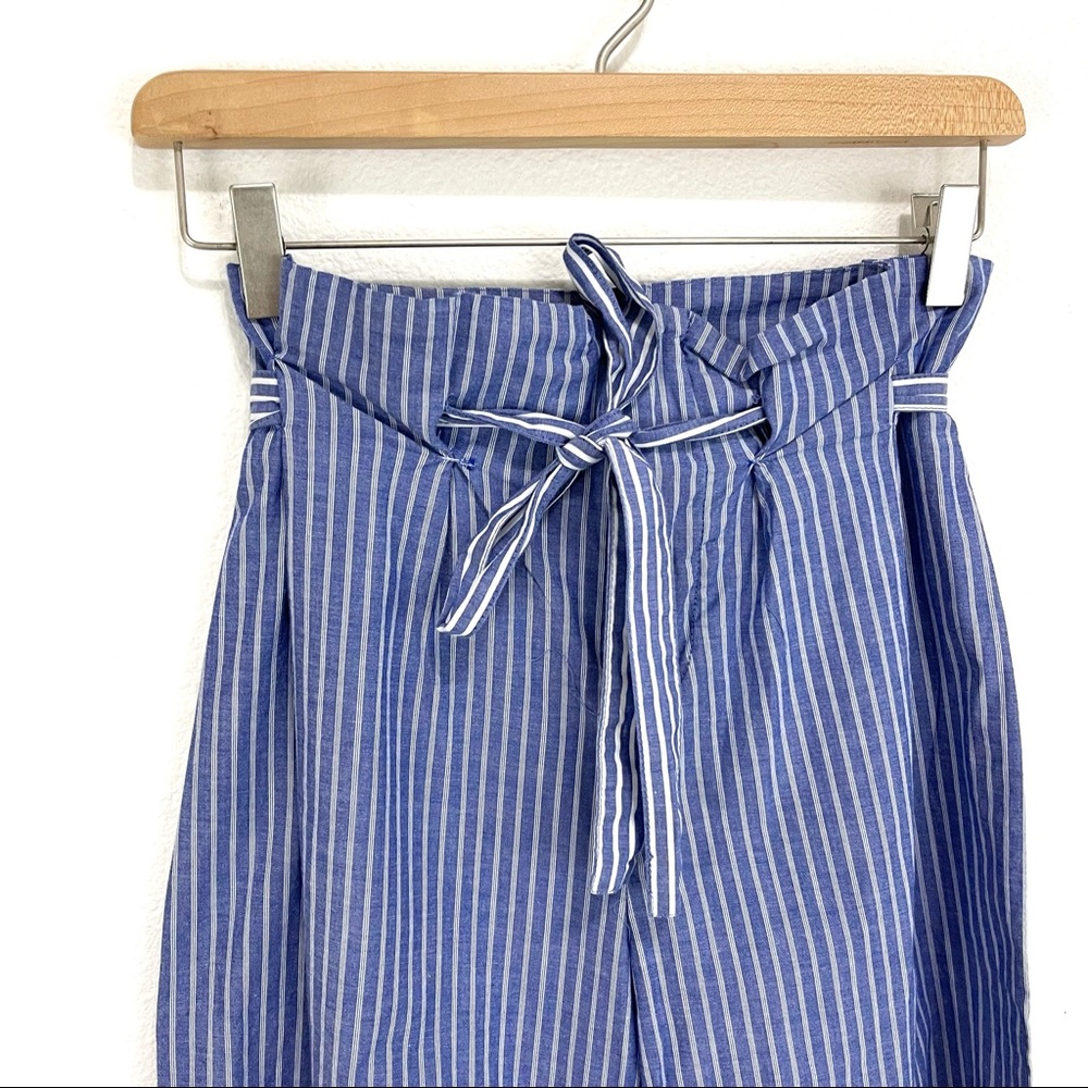 A New Day- Blue Stripe Wide Leg Crop Pant Size 4. - Picture 2 of 7